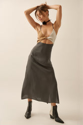 DD7069 Lola Charcoal Midi Dress