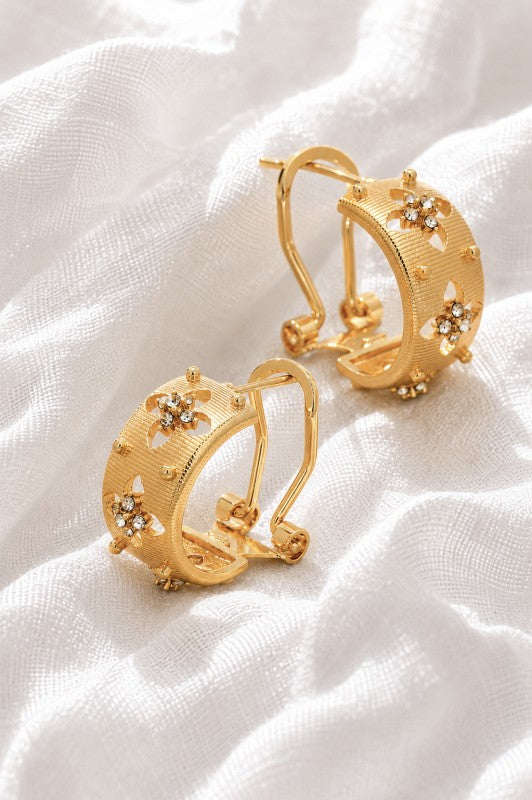 H3212 Cutout Flower Hoop Earrings