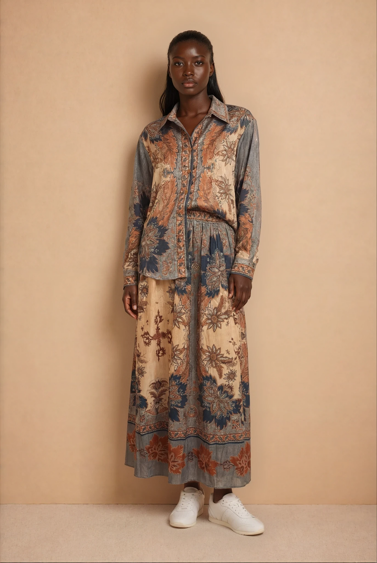 GG2075 Blue Paisley Print Top