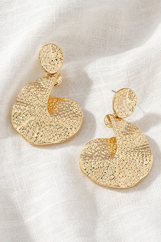 H3207 Hammered Organic Drop Earrings