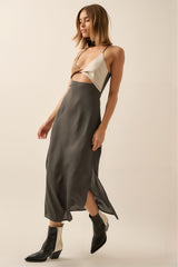 DD7069 Lola Charcoal Midi Dress