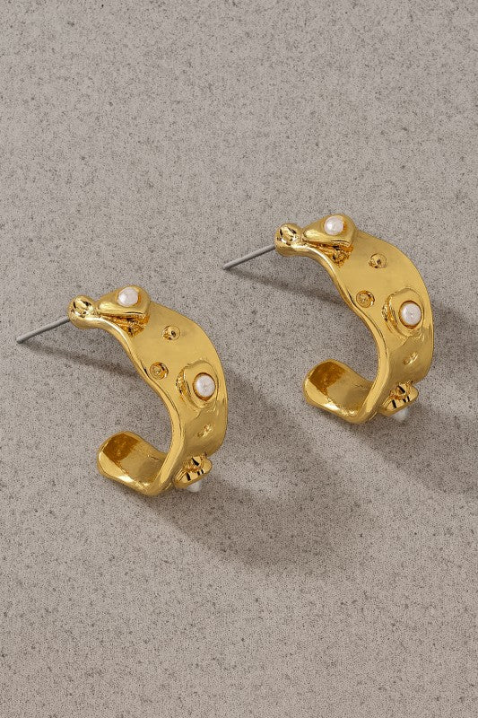 GG4150 Textured Gold Hoop Earrings With Pearl Accents