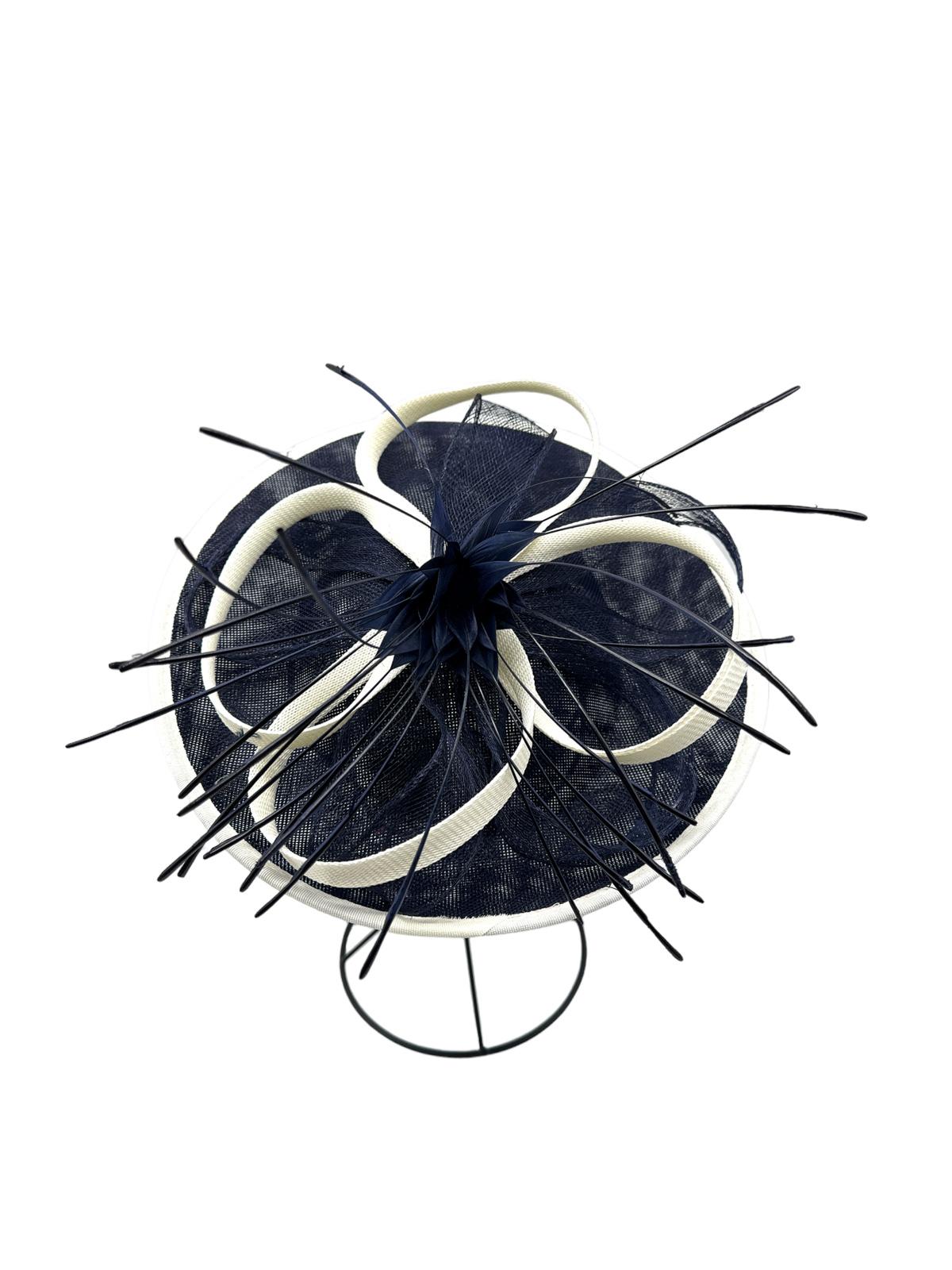 H3070 Black & White Fascinator
