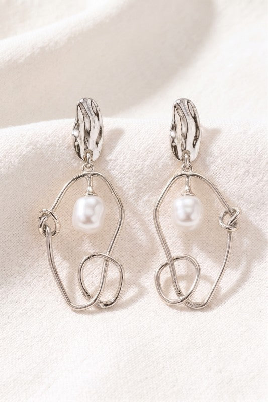 H3210 Silver Abstract Wire Knotted Earrings