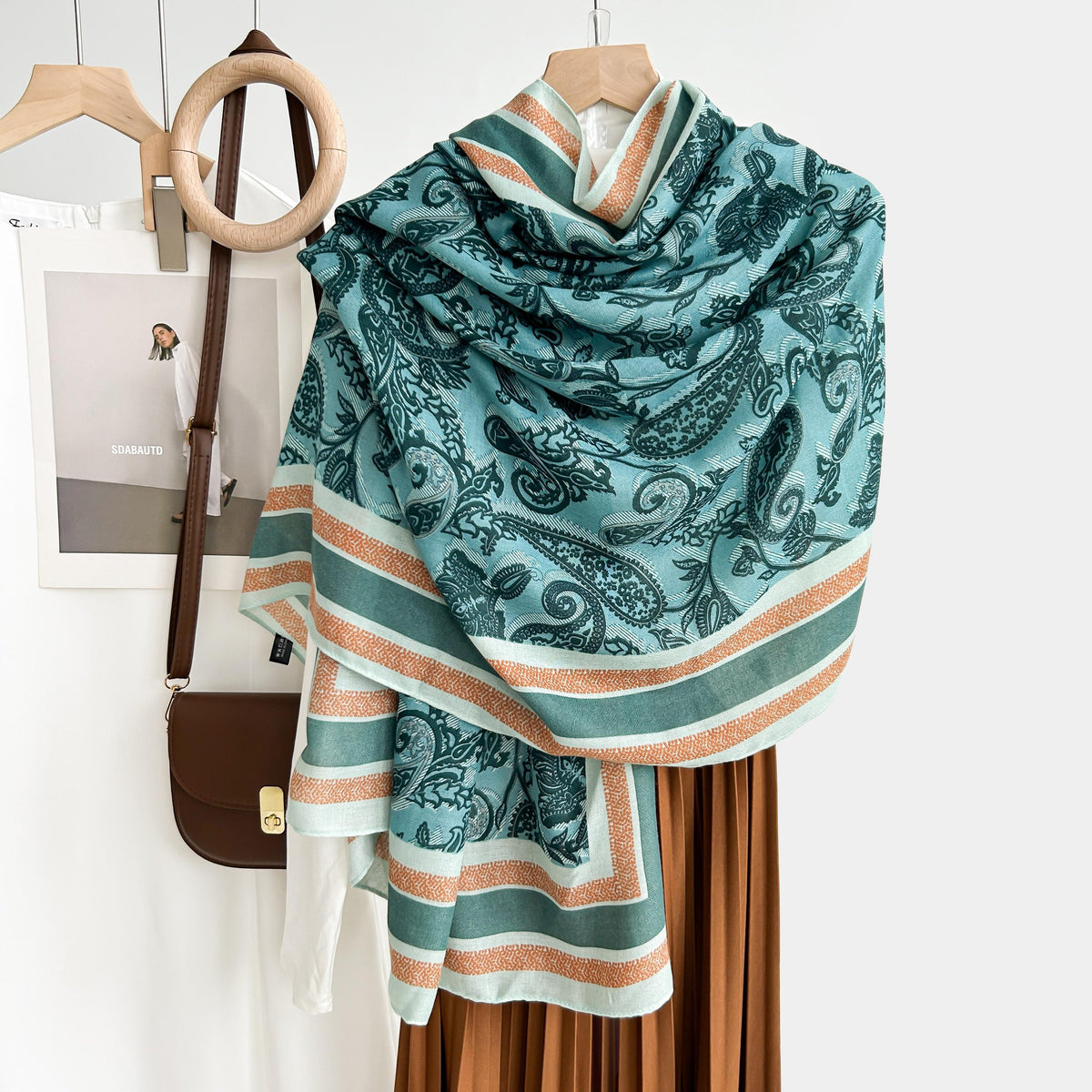 H3057 Turquoise Paisley Scarf
