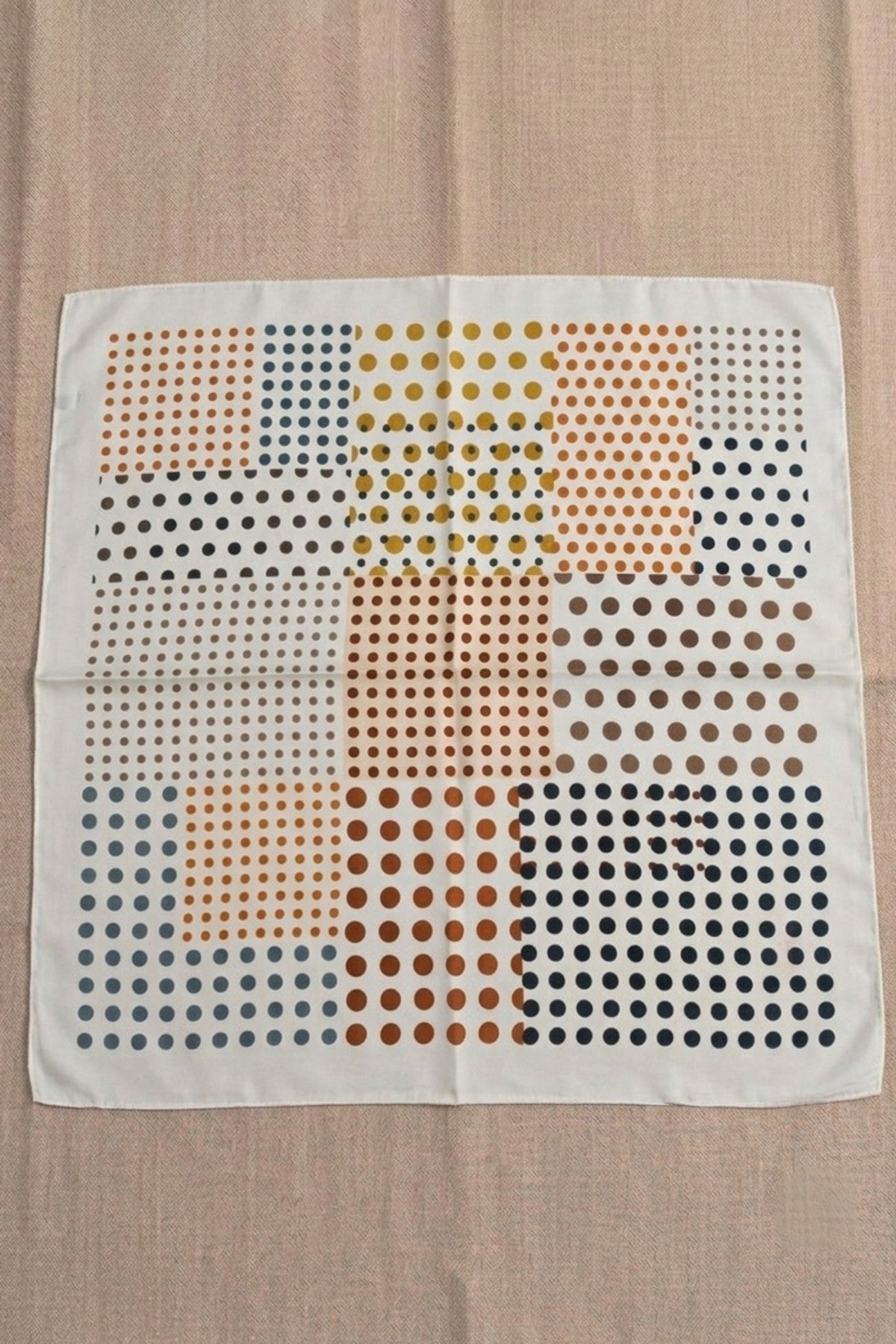 H3043 Cream Polk-a-dot Scarf