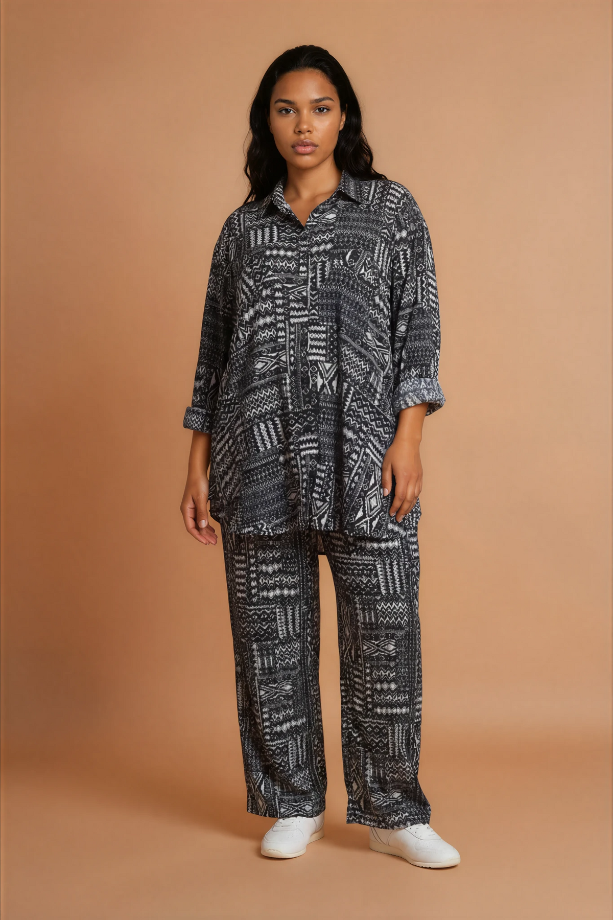 GG2182 Black Geo Print Oversized Shirt