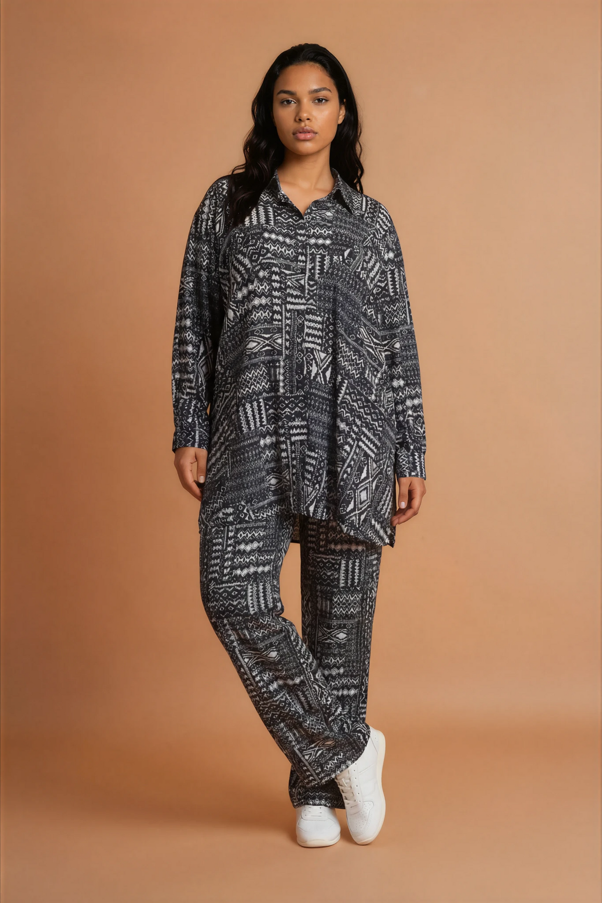 GG2182 Black Geo Print Oversized Shirt