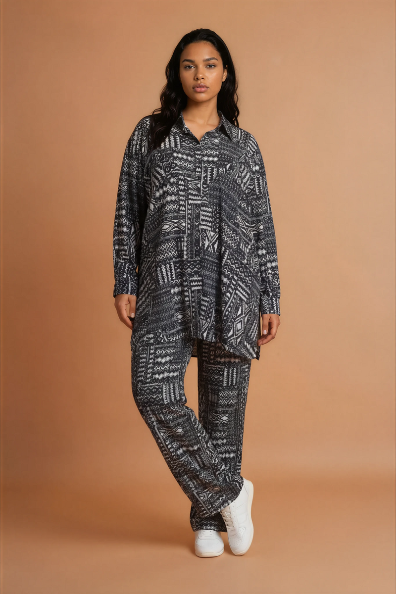 GG2182 Black Geo Print Oversized Shirt
