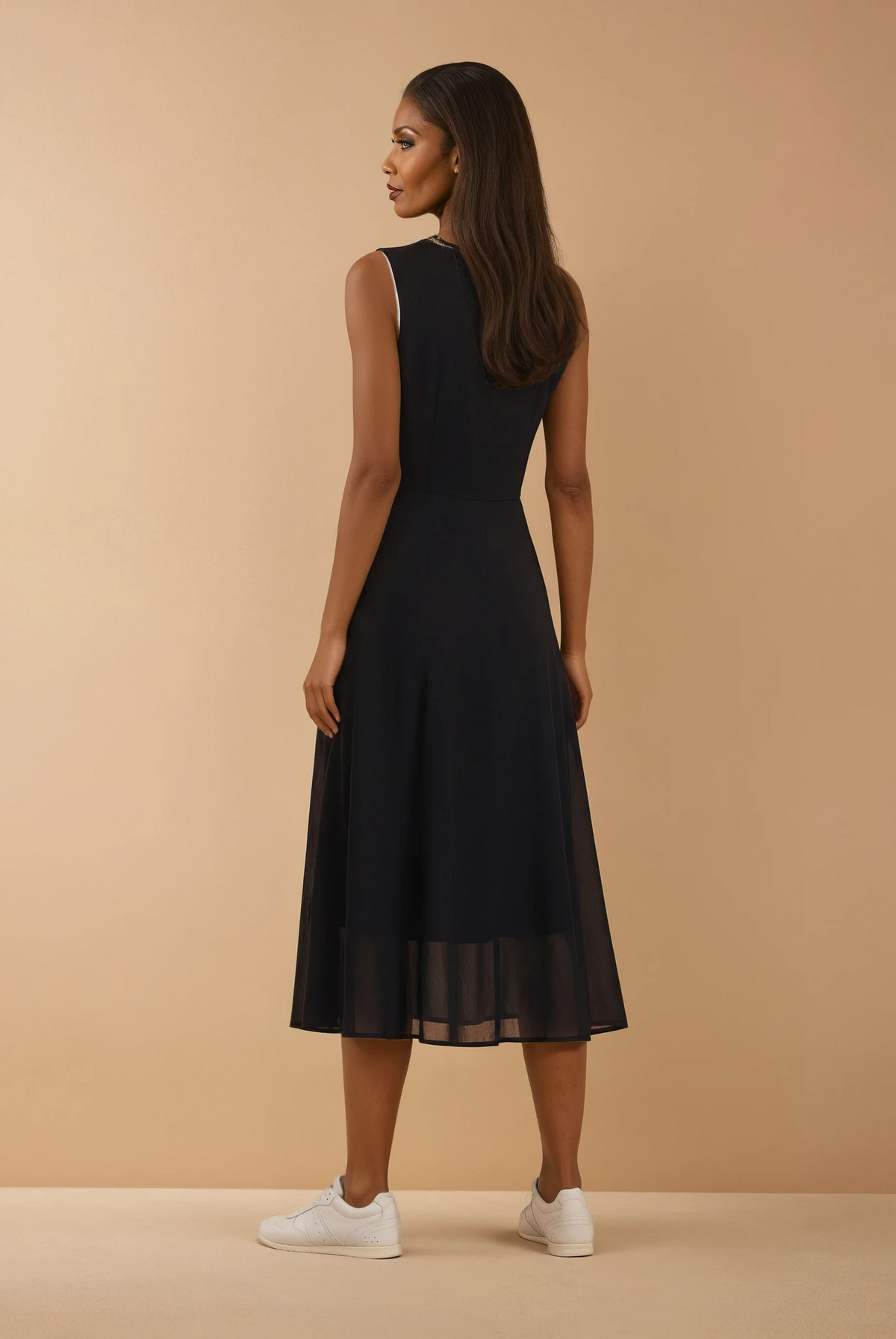 GG2102 B&W Trim Midi