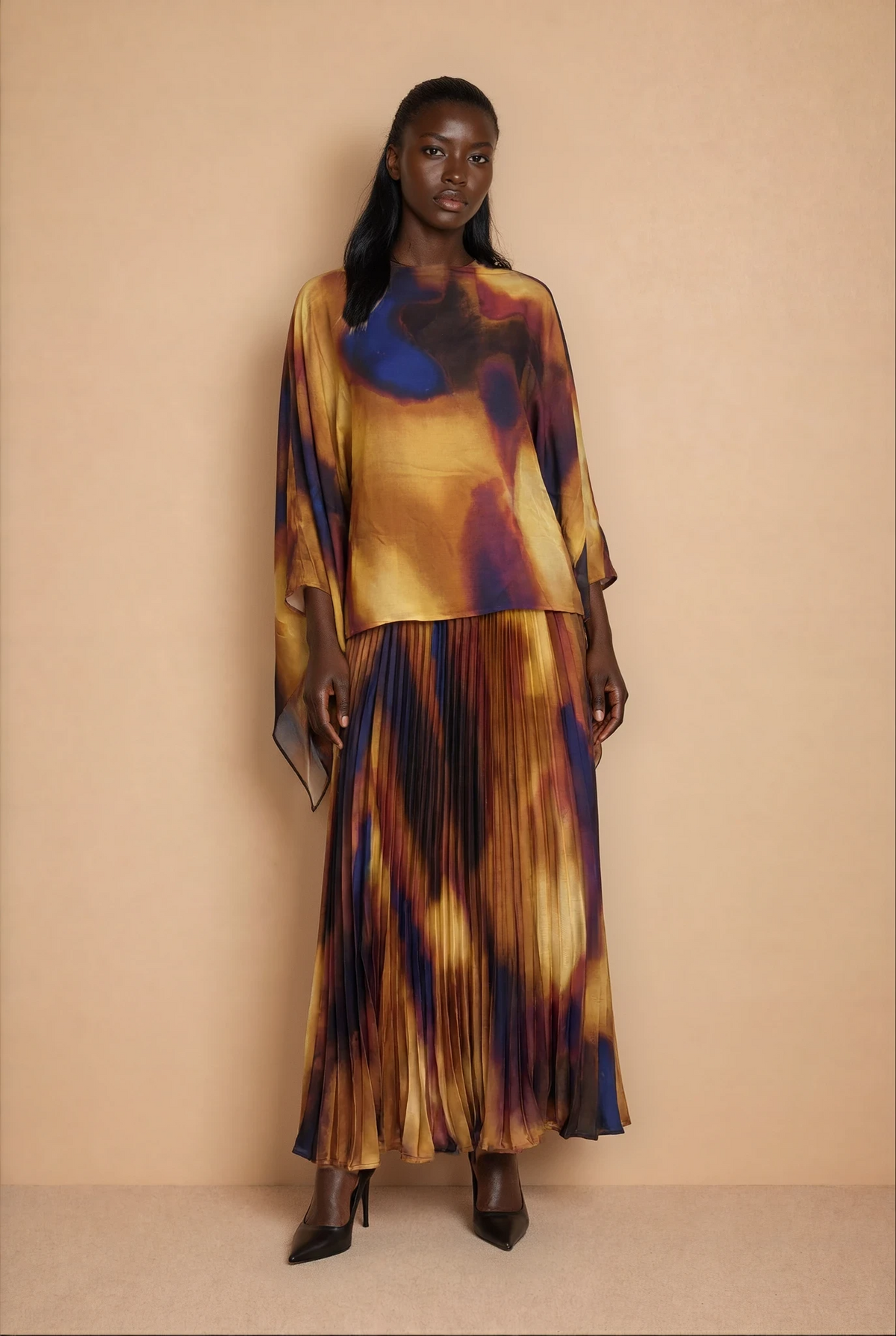 GG2099 Gold Print Flowy Top