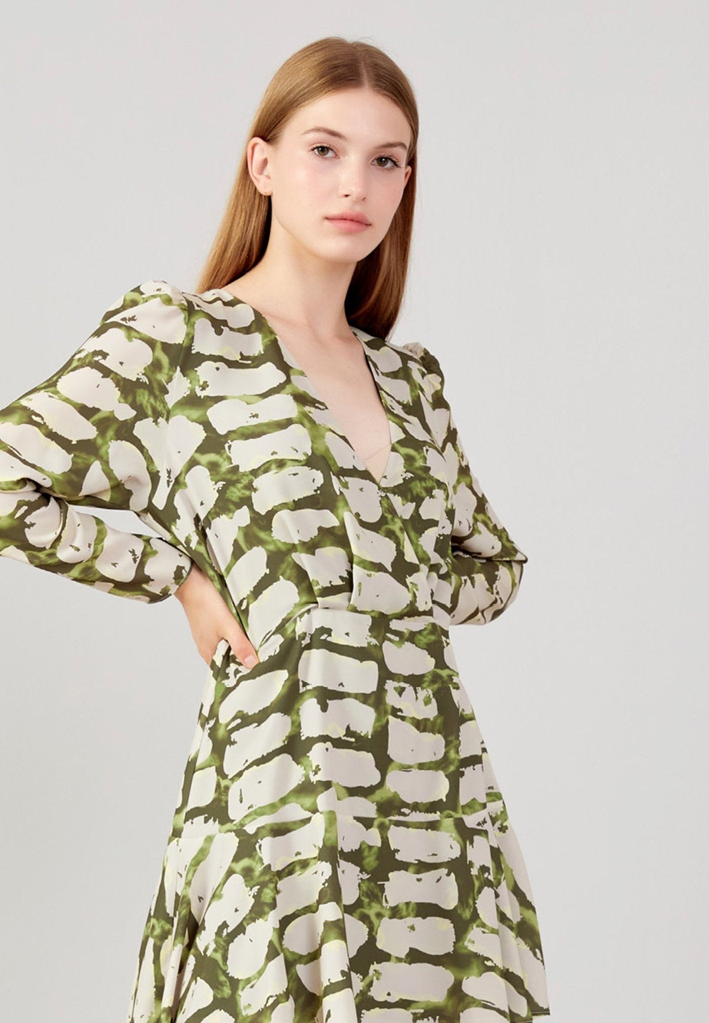 D4014 Green & Ecru Checkered Mini - La Elegant